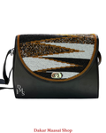 La Dame in Mali  Handbag