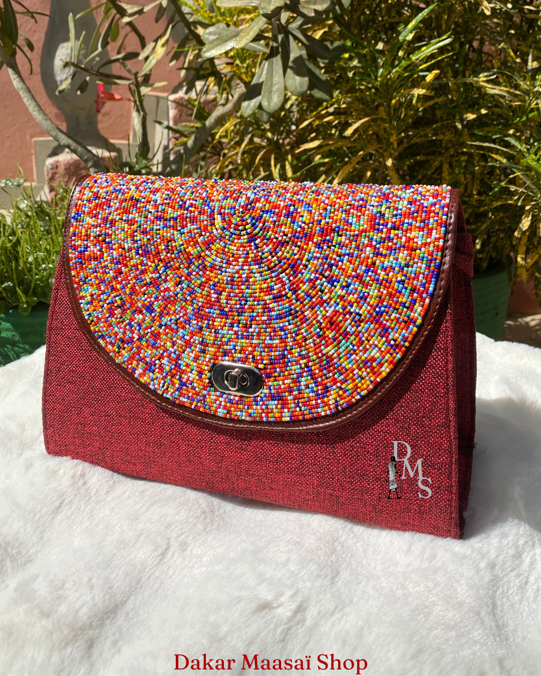 La Dame en Tissue Ruby