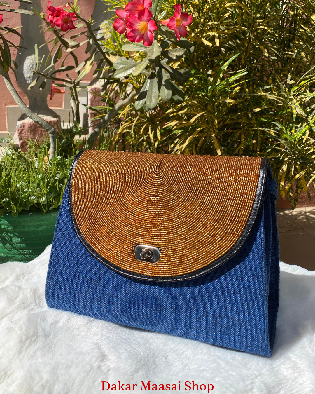 La Dame en Tissue Azure
